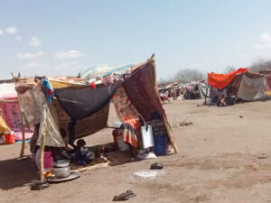 Makeshift tents houses refugees from the war in Sudan