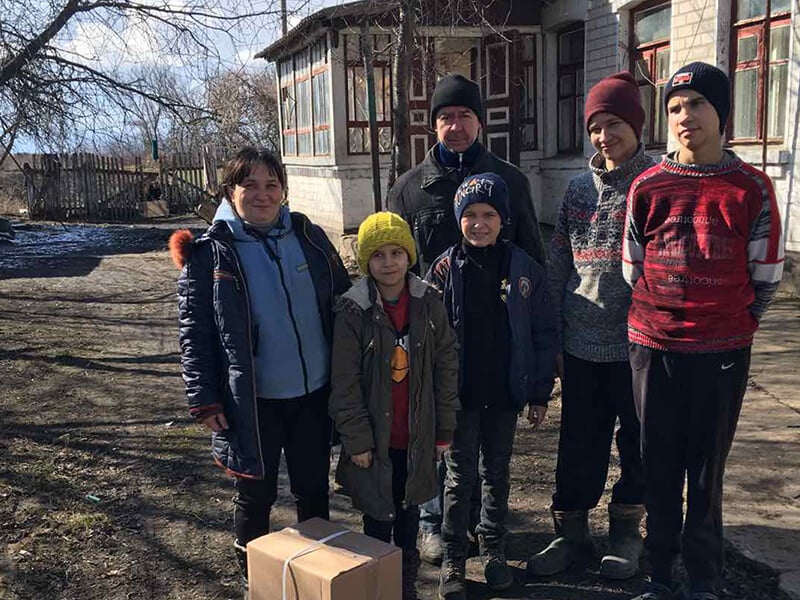 Food recipients in Ukraine. 